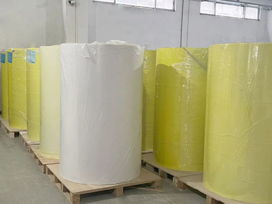 Transparante BOPP-blanke rollabels Materiaal Stickerpapier 30 u Geveldikte