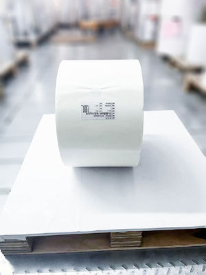 Transparante BOPP-blanke rollabels Materiaal Stickerpapier 30 u Geveldikte