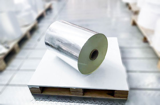 Lichte zilver PET-blote zelfklevende etiketten Materiaal Olielijm Sticker Roll Type