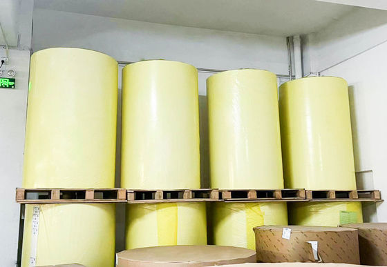 Universele warmsmeltklevend wit glaspapier voor 80±5% basisgewicht bedekt papier